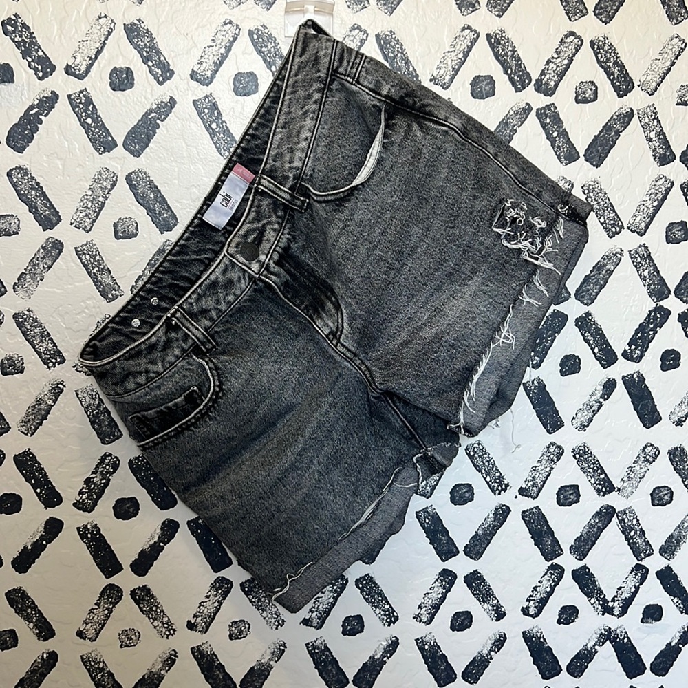 Boyfriend fit cut off shorts